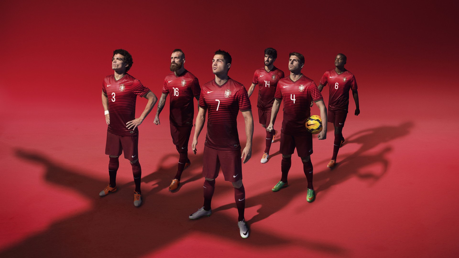 水球比赛波兰女队精神可嘉，波兰球一杯水